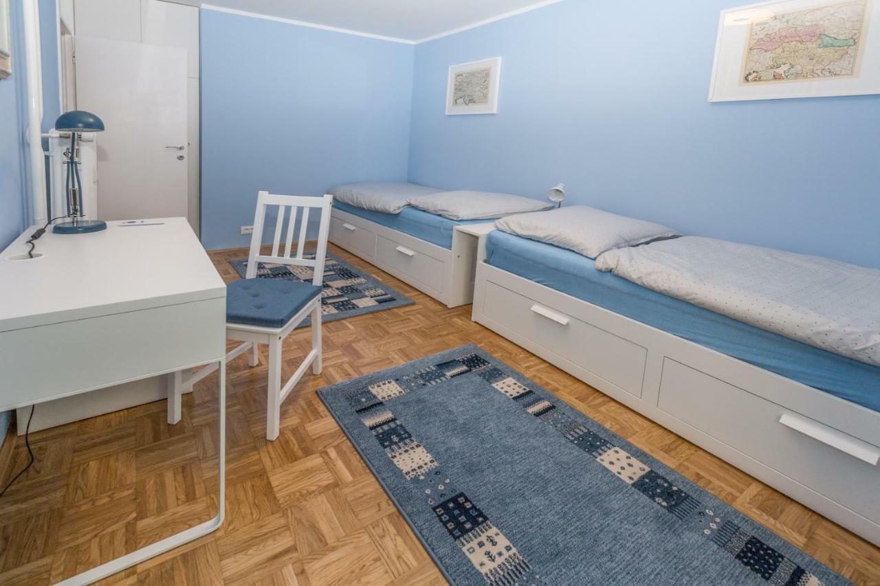 Evelina's Place Apartma *